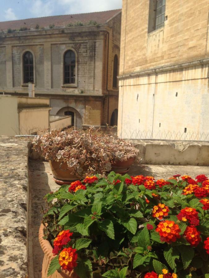 Historic Terrace Apartment Lecce Exterior photo